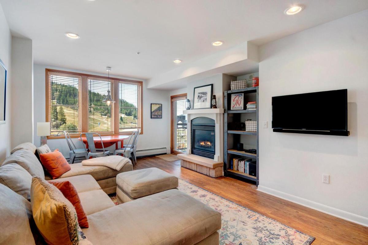 Base Village Ski In-Out Luxury Condo #2507 Hot Tub & Great View - FREE Activities & Equipment Rentals Daily - main image