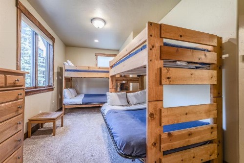 Slopeside Luxury Villa #136 With Fantastic Ski Views - FREE Activities & Equipment Rentals Daily - image 6