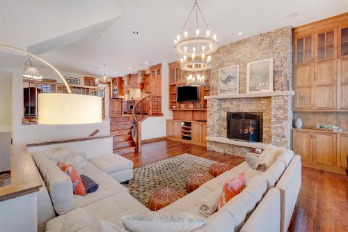 Ski In Out Luxury Villa #452 With Hot Tub & Great Views - FREE Activities & Equipment Rentals Daily - image 2
