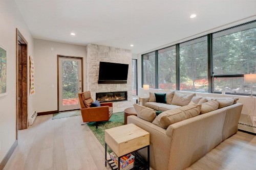 New Ski In Out Luxury Loft #103 Hot Tub Gym Views - FREE Activities & Equipment Rentals Daily - image 10