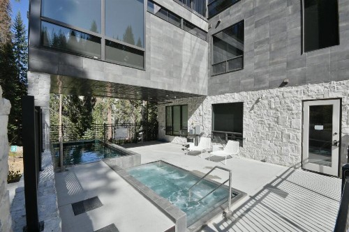 New Ski In Out Luxury Loft #103 Hot Tub Gym Views - FREE Activities & Equipment Rentals Daily - image 5