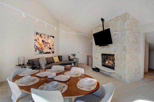 Luxury Condo On River Hot Tub Next to Ski Resort - FREE Activities & Equipment Rentals Daily - image 18