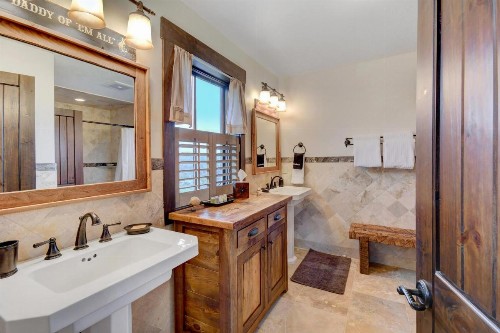 Leland Creek Luxury Home Near Resort - FREE Activities & Equipment Rentals Daily - image 17