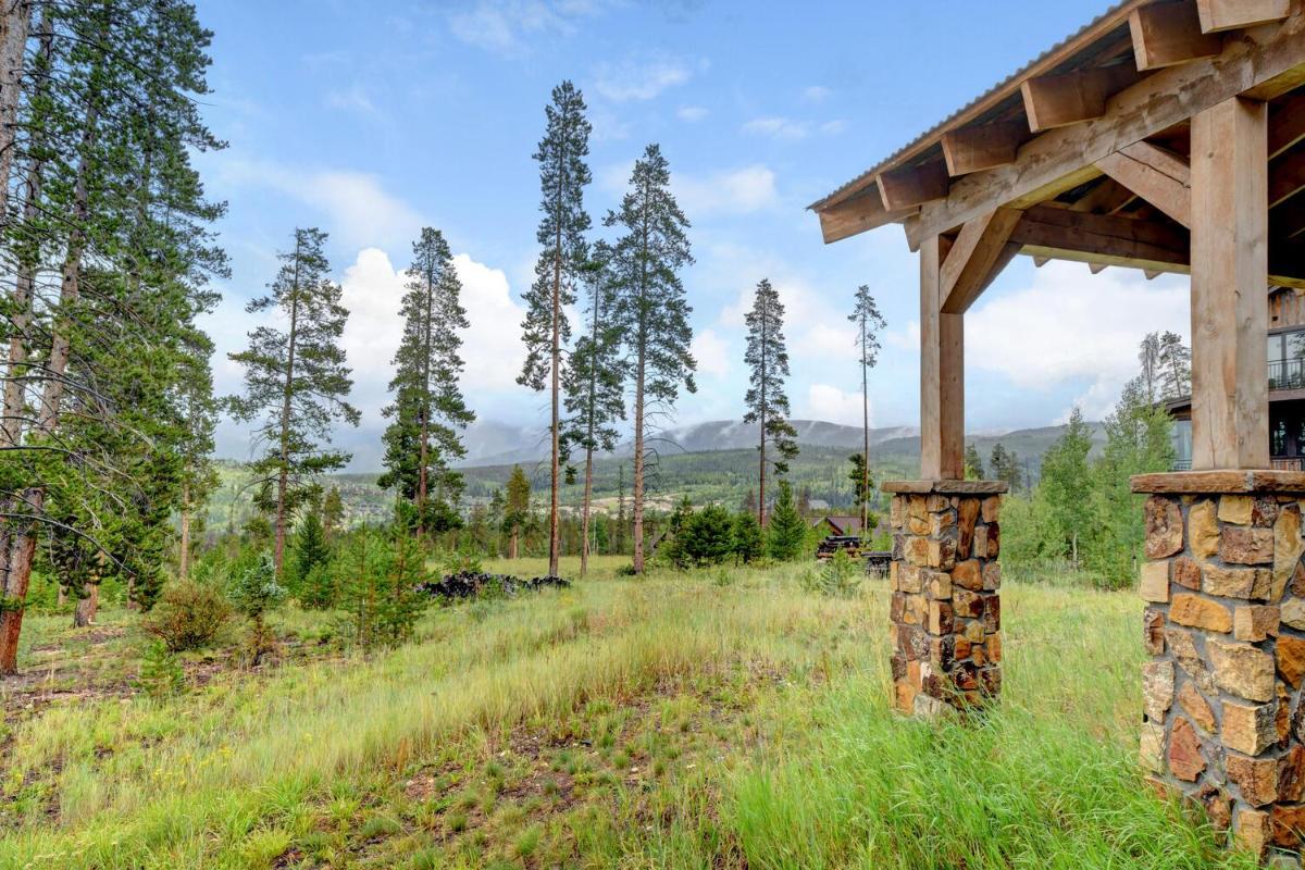 Leland Creek Luxury Home Near Resort - FREE Activities & Equipment Rentals Daily - image 5