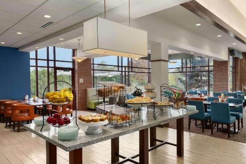 Hilton Garden Inn Wisconsin Dells - image 5