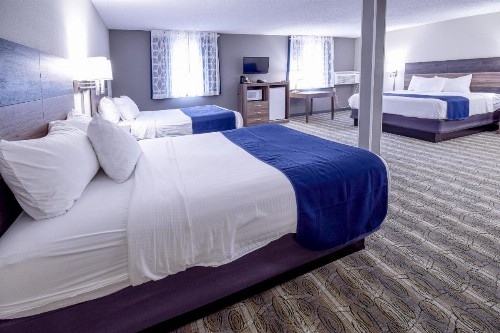 Days Inn & Suites by Wyndham Wisconsin Dells - image 10