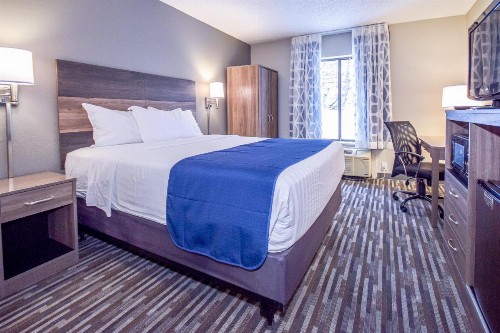 Days Inn & Suites by Wyndham Wisconsin Dells - image 17