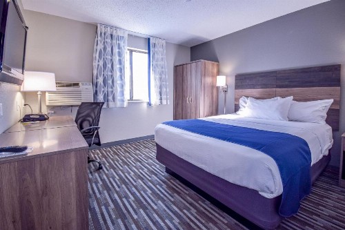 Days Inn & Suites by Wyndham Wisconsin Dells - image 21