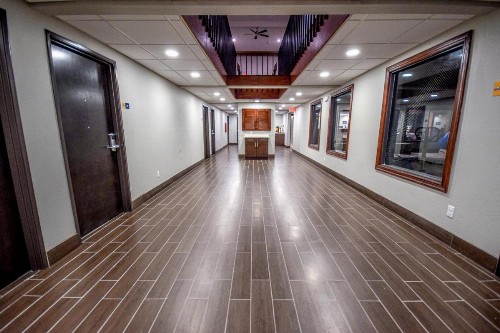 Days Inn & Suites by Wyndham Wisconsin Dells - image 27