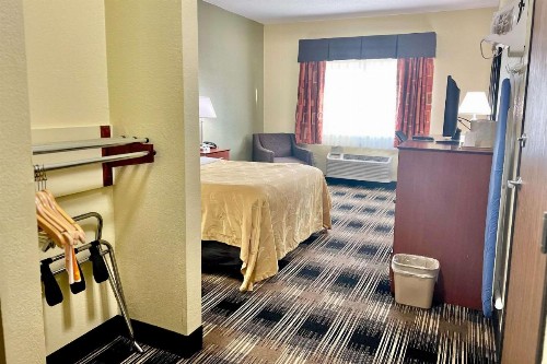 Quality Inn & Suites Wisconsin Dells - image 13