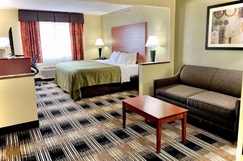 Quality Inn & Suites Wisconsin Dells - image 21