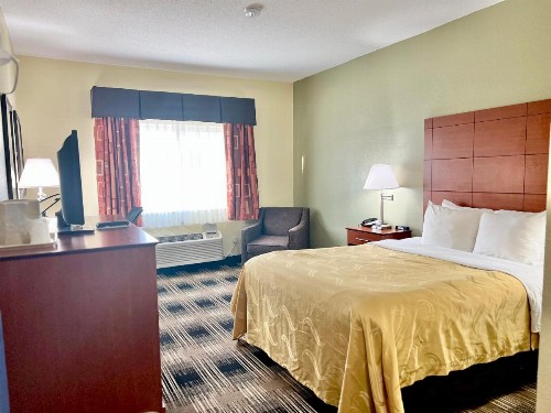 Quality Inn & Suites Wisconsin Dells - image 24