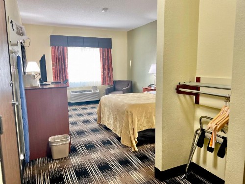 Quality Inn & Suites Wisconsin Dells - image 5