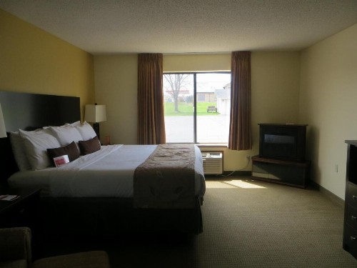 Ramada by Wyndham Wisconsin Dells - image 32