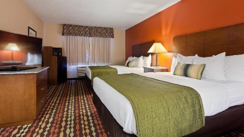 Best Western Ambassador Inn & Suites - image 19