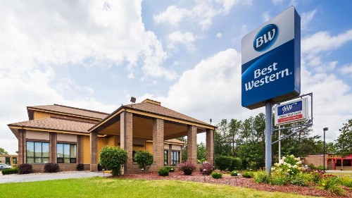 Best Western Ambassador Inn & Suites - image 22
