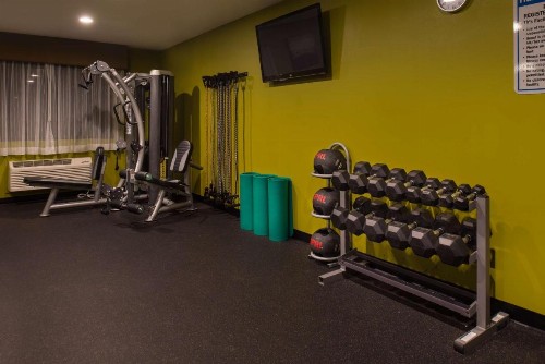 Best Western Ambassador Inn & Suites - image 39