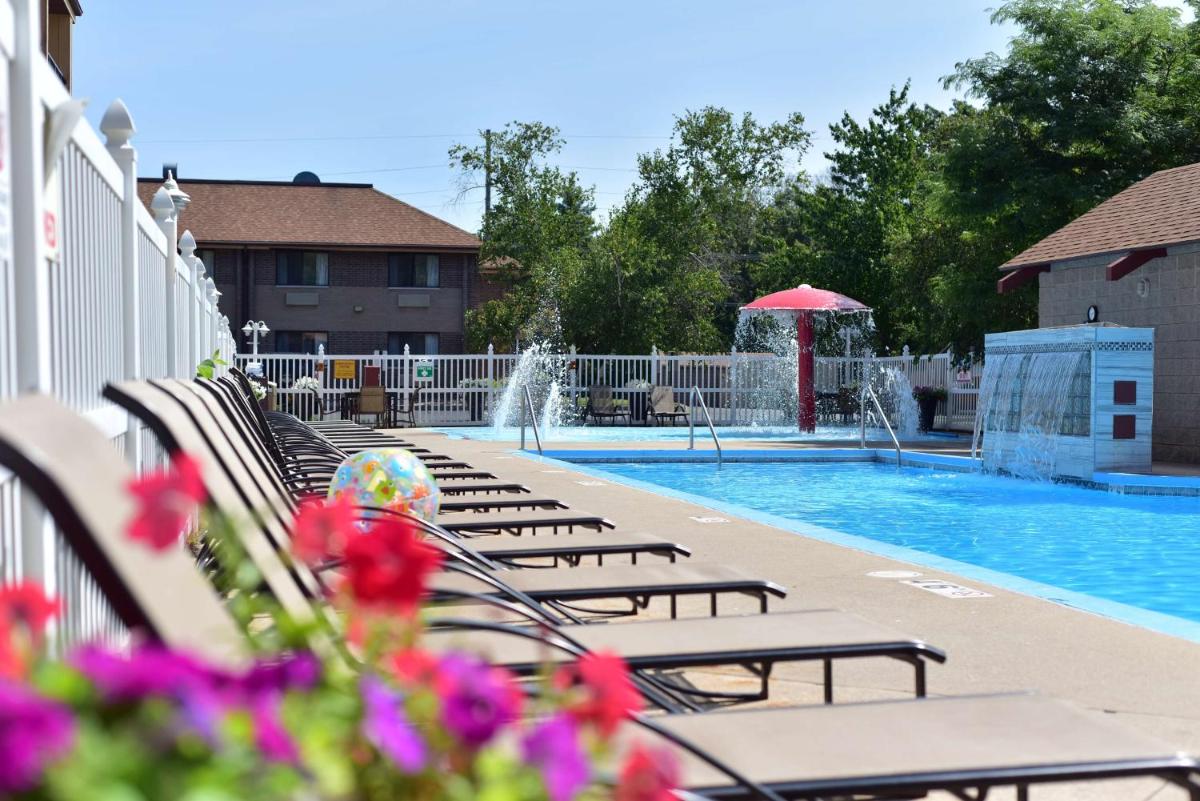 Best Western Ambassador Inn & Suites - image 6