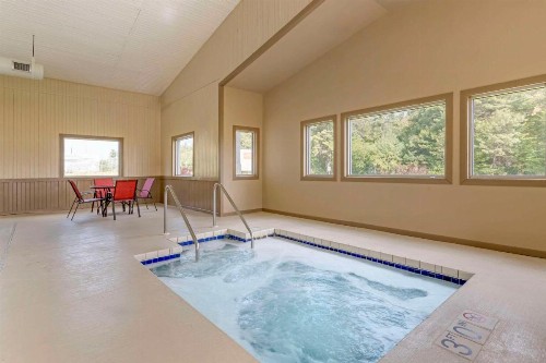 Americas Best Value Inn Wisconsin Dells - image 20