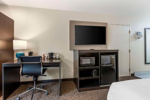 Americas Best Value Inn Wisconsin Dells - image 28