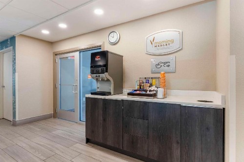 Americas Best Value Inn Wisconsin Dells - image 30