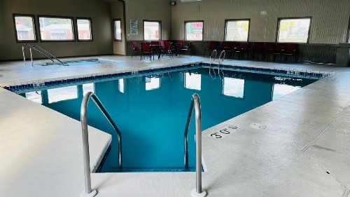 Americas Best Value Inn Wisconsin Dells - image 35