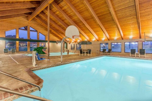 AmericInn by Wyndham Wisconsin Dells - image 30