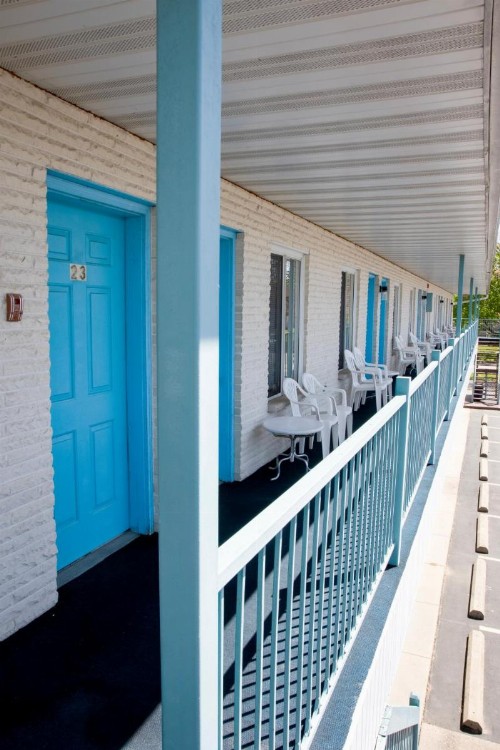 Starlite Motel - image 4