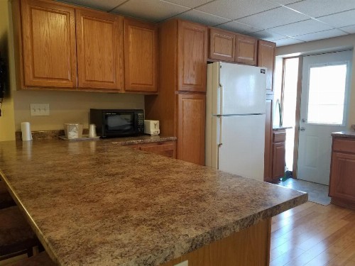 Amber's Inn and Suites - image 22