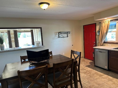 All Star Inn & Suites - image 13