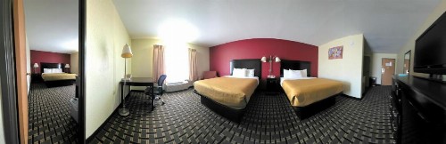 Econo Lodge Inn & Suites - image 21