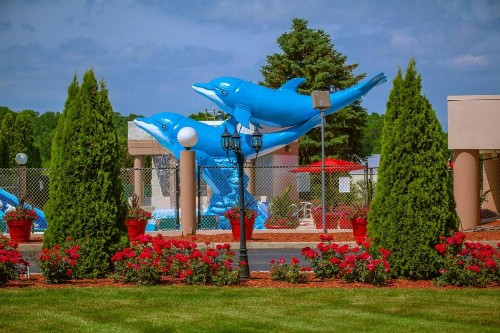 Grand Marquis Waterpark Hotel & Suites - image 5