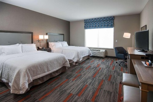 Hampton Inn and Suites at Wisconsin Dells Lake Delton - image 25