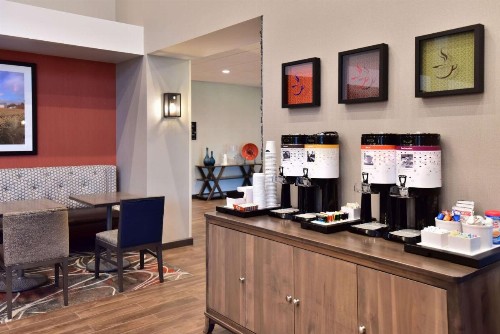 Hampton Inn and Suites at Wisconsin Dells Lake Delton - image 36