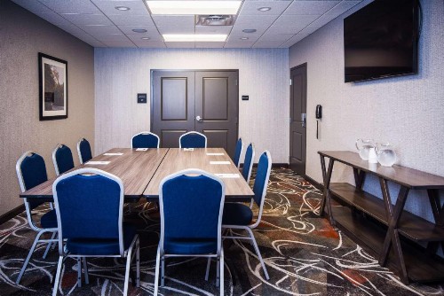 Hampton Inn and Suites at Wisconsin Dells Lake Delton - image 43