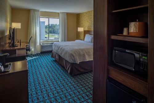 Fairfield Inn & Suites by Marriott Wisconsin Dells - image 14