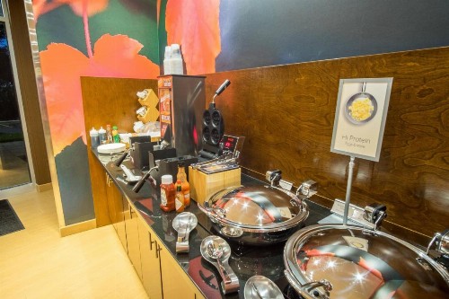 Fairfield Inn & Suites by Marriott Wisconsin Dells - image 8