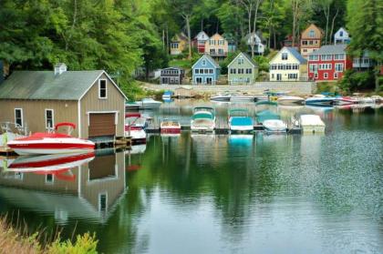 03 The Loudon Pond Lodging 1-6 People 5 Min Walk to Harbor FREE BIKES KIEYAKS FIREWOOD WIFI This Cottage - image 9