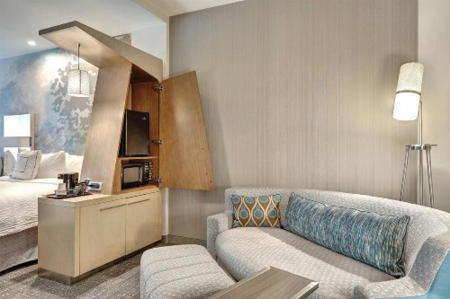 Courtyard by Marriott Deptford - image 10