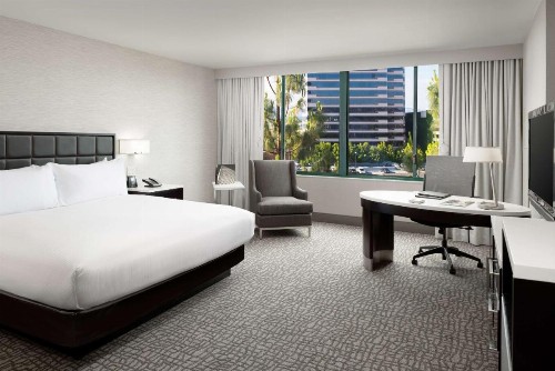 Hilton Woodland Hills/ Los Angeles - image 26