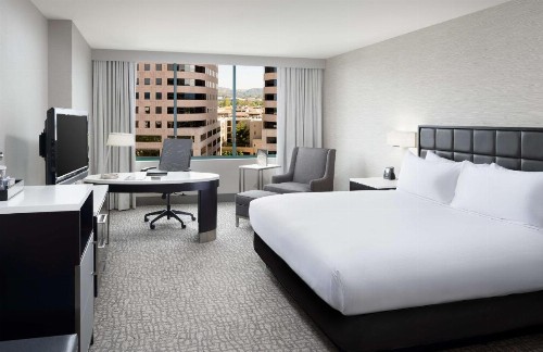 Hilton Woodland Hills/ Los Angeles - image 40
