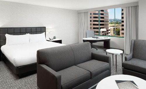 Hilton Woodland Hills/ Los Angeles - image 42