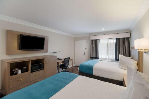 Best Western Woodland Hills - image 21
