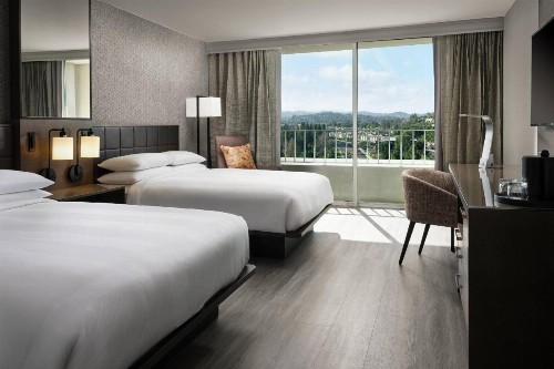 Warner Center Marriott Woodland Hills - image 8