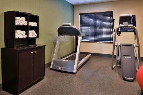 Hampton Inn & Suites Woodland-Sacramento Area - image 36
