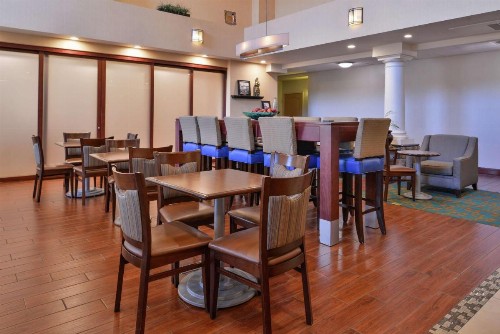 Hampton Inn & Suites Woodland-Sacramento Area - image 43