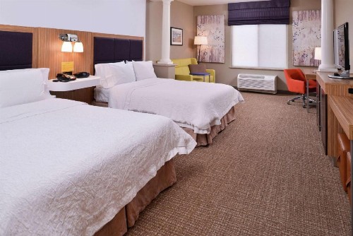 Hampton Inn & Suites Woodland-Sacramento Area - image 9