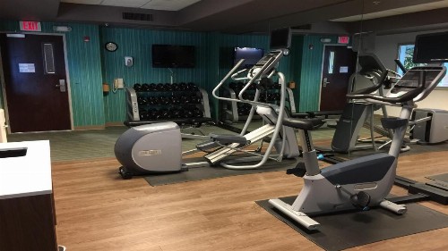Holiday Inn Express Woodland an IHG Hotel - image 18