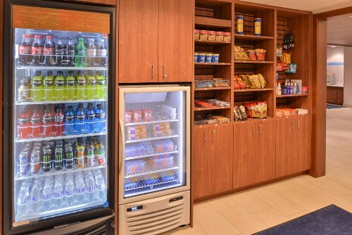 Holiday Inn Express Woodland an IHG Hotel - image 22