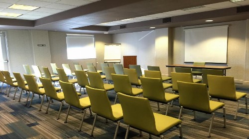 Holiday Inn Express Woodland an IHG Hotel - image 26
